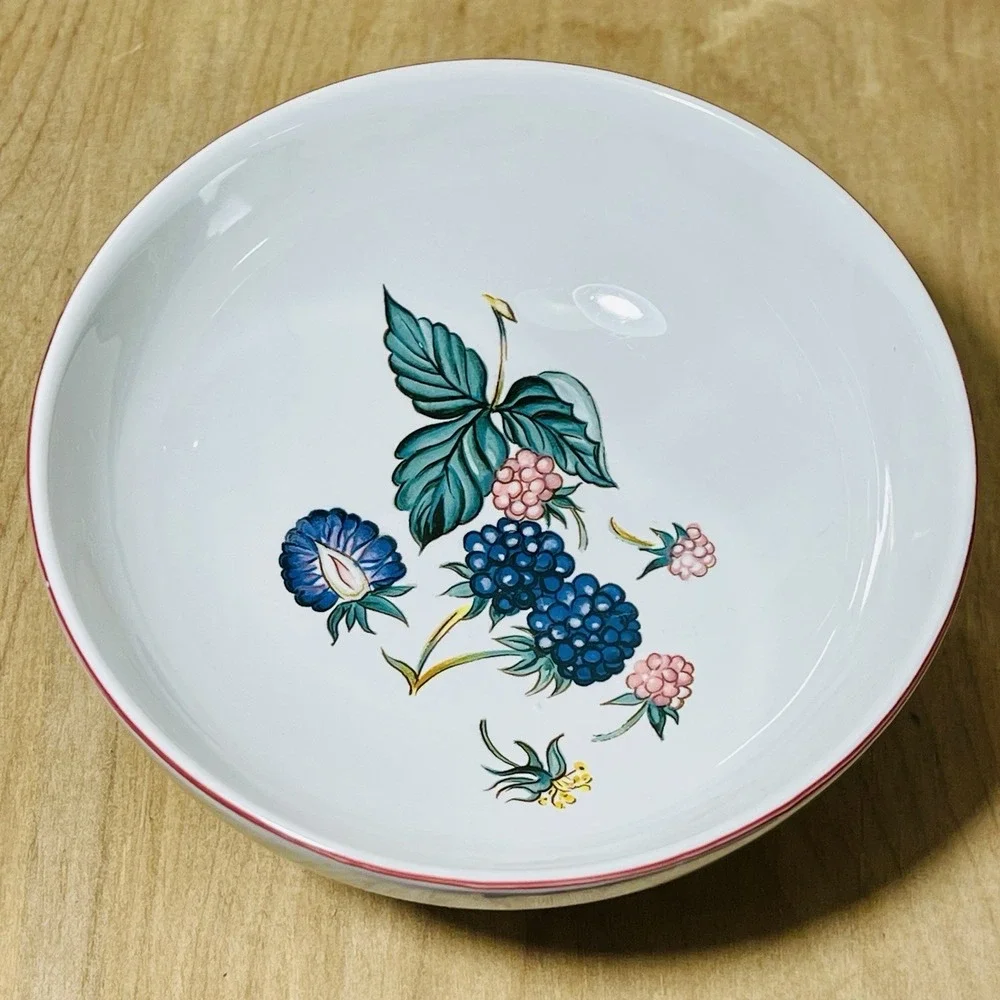 4 Vintage Villeroy & Boch Luxembourg Footed Pedestal Dessert Bowls Fruit Motives